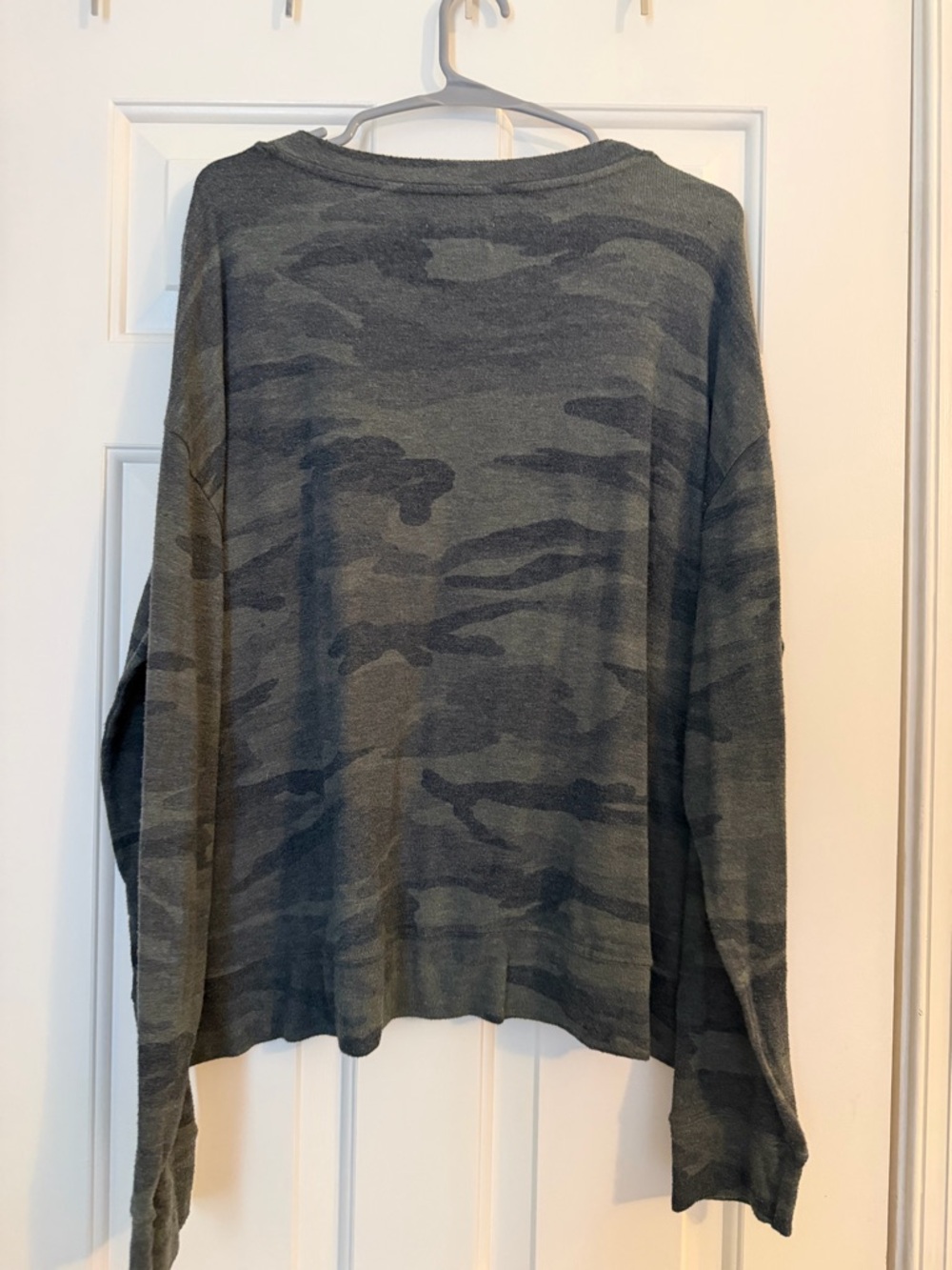 Splendid Olive and Charcoal Camo Crew Sweatshirt - Picture 2 of 4